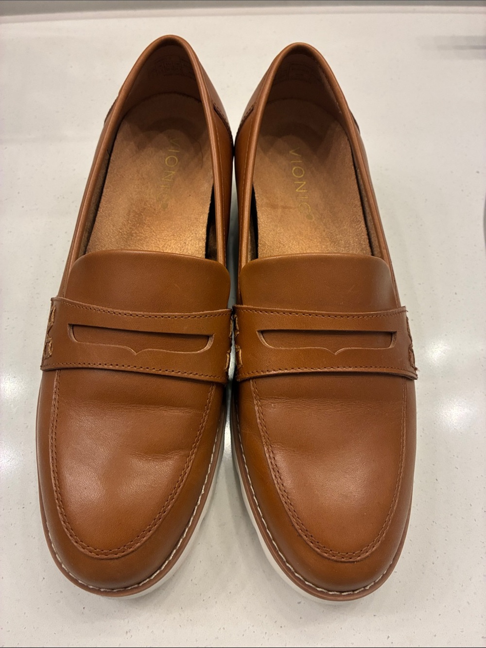Vionic Women's Cheryl II Lug Penny Loafer